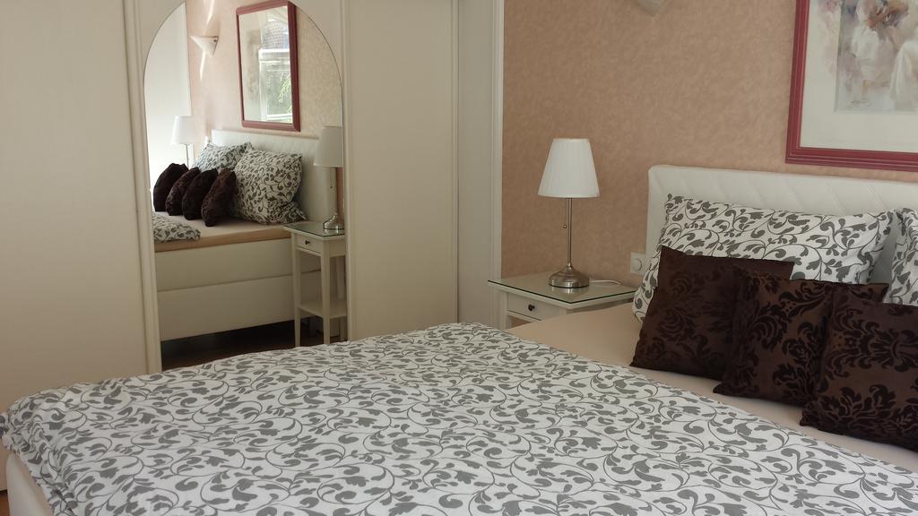 Apartment Villa Zur Altstadt 사스니츠 외부 사진